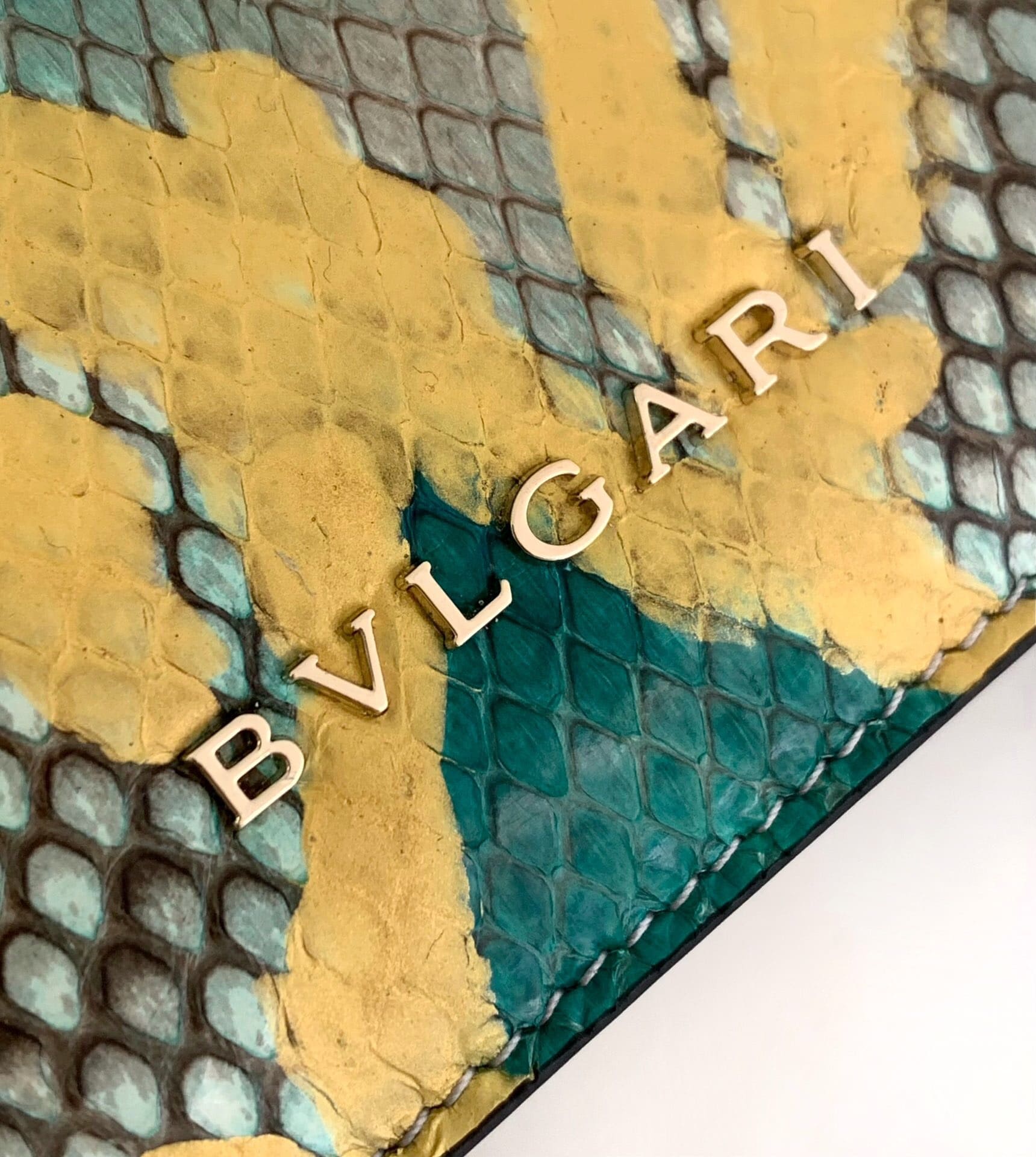 TÚI BVLGARI SERPENTI PYTHON SKIN DA TRĂN