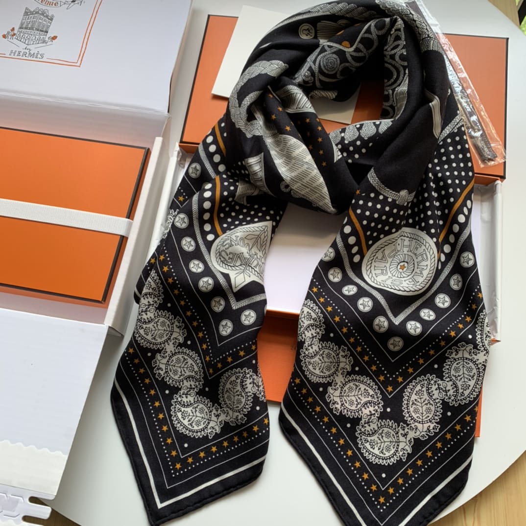 KHĂN HERMES H Family cashmere scarf