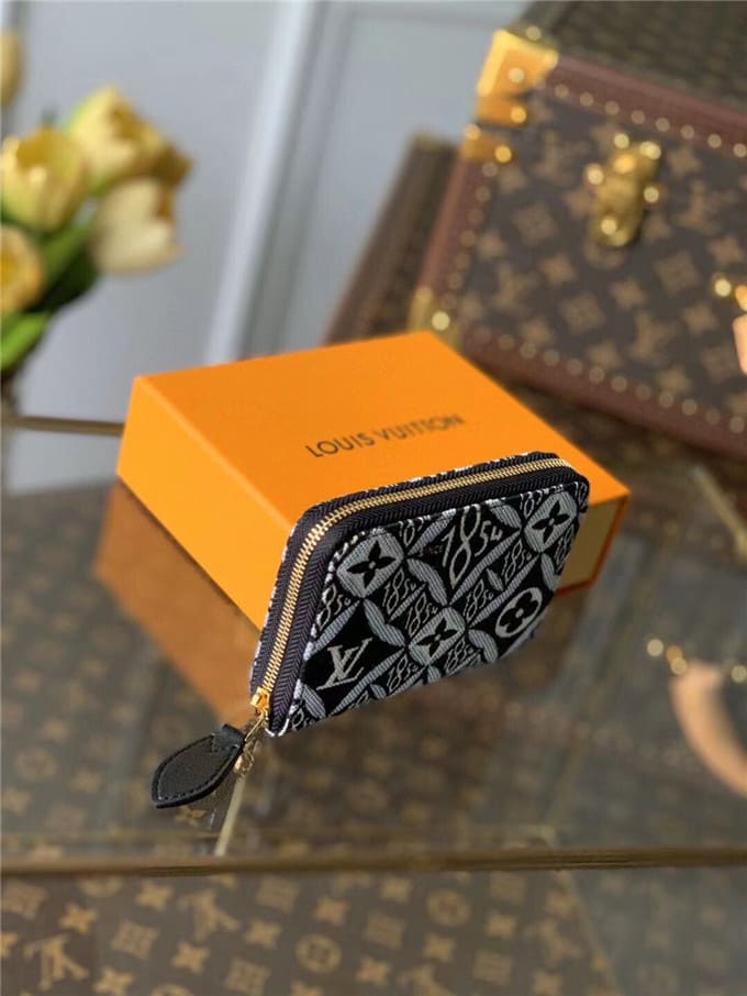VÍ LOUIS VUITTON since 1854 zippy coin purse
