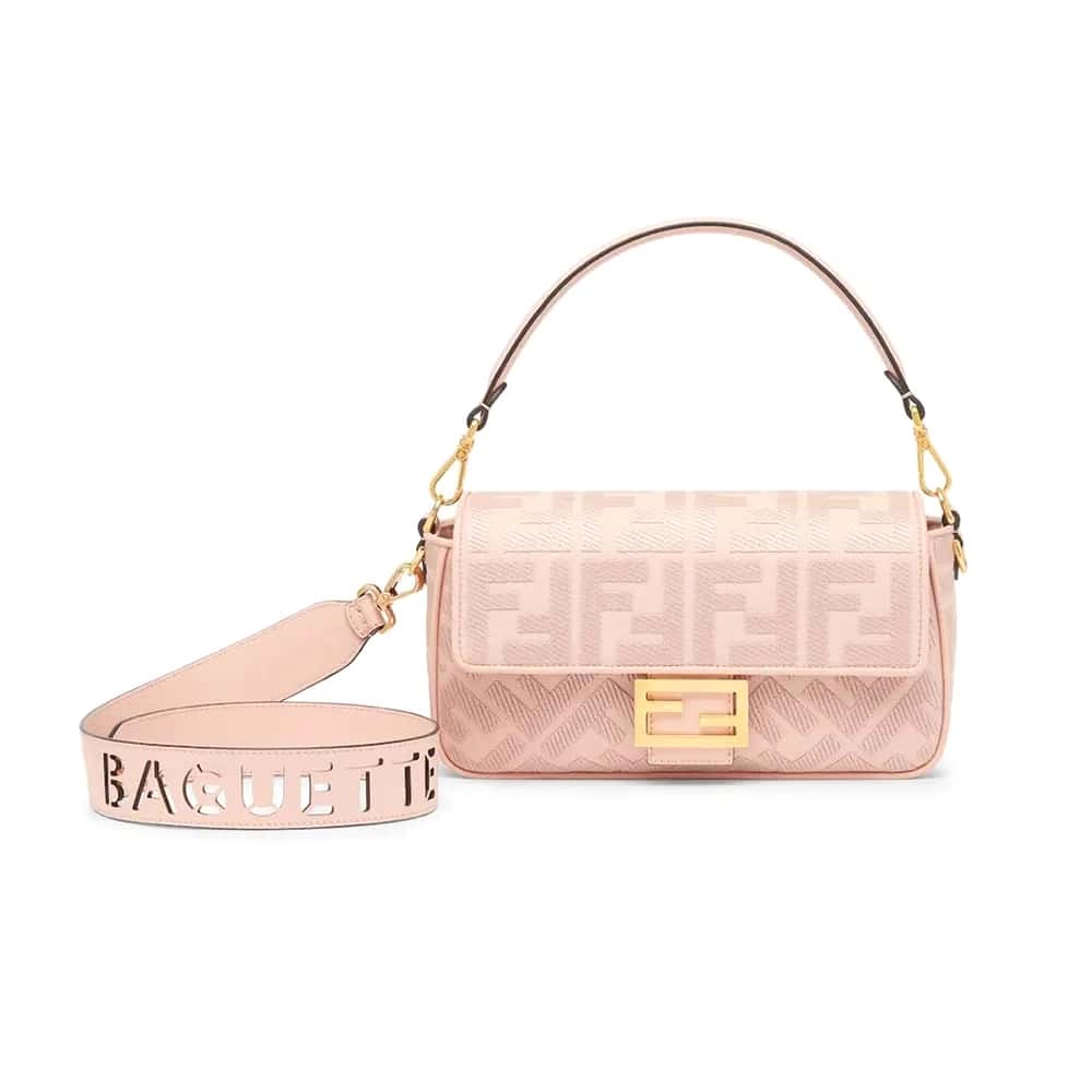TÚI Fendi Women Baguette màu hồng nhạt denim thêu họa tiết FF