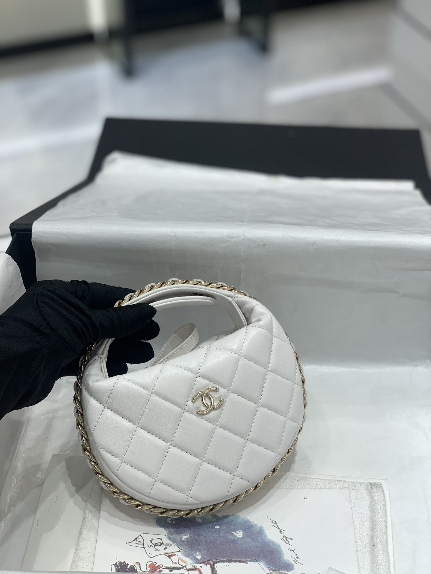 TÚI CHANEL 23C White trắng da HAAS
