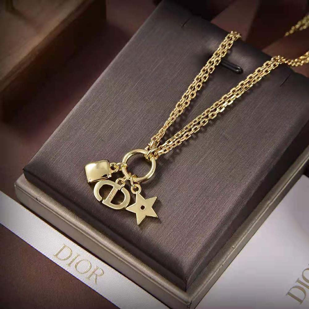 Chia sẻ hơn 69 về dior necklace letter hay nhất  cdgdbentreeduvn