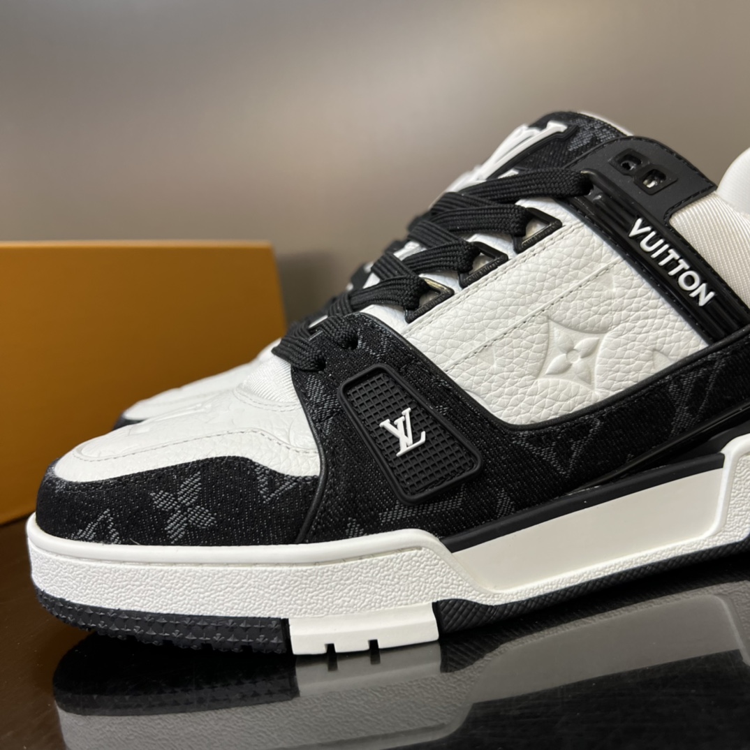 GIÀY LOUIS VUITTON TRAINER MONOGRAM SNEAKERS SHOES AAA