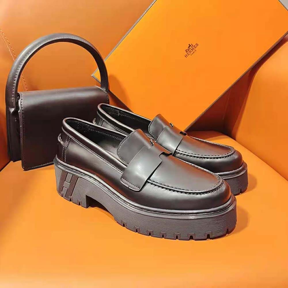 GIÀY Hermes Women Hitch Loafer in Glazed Calfskin-Black