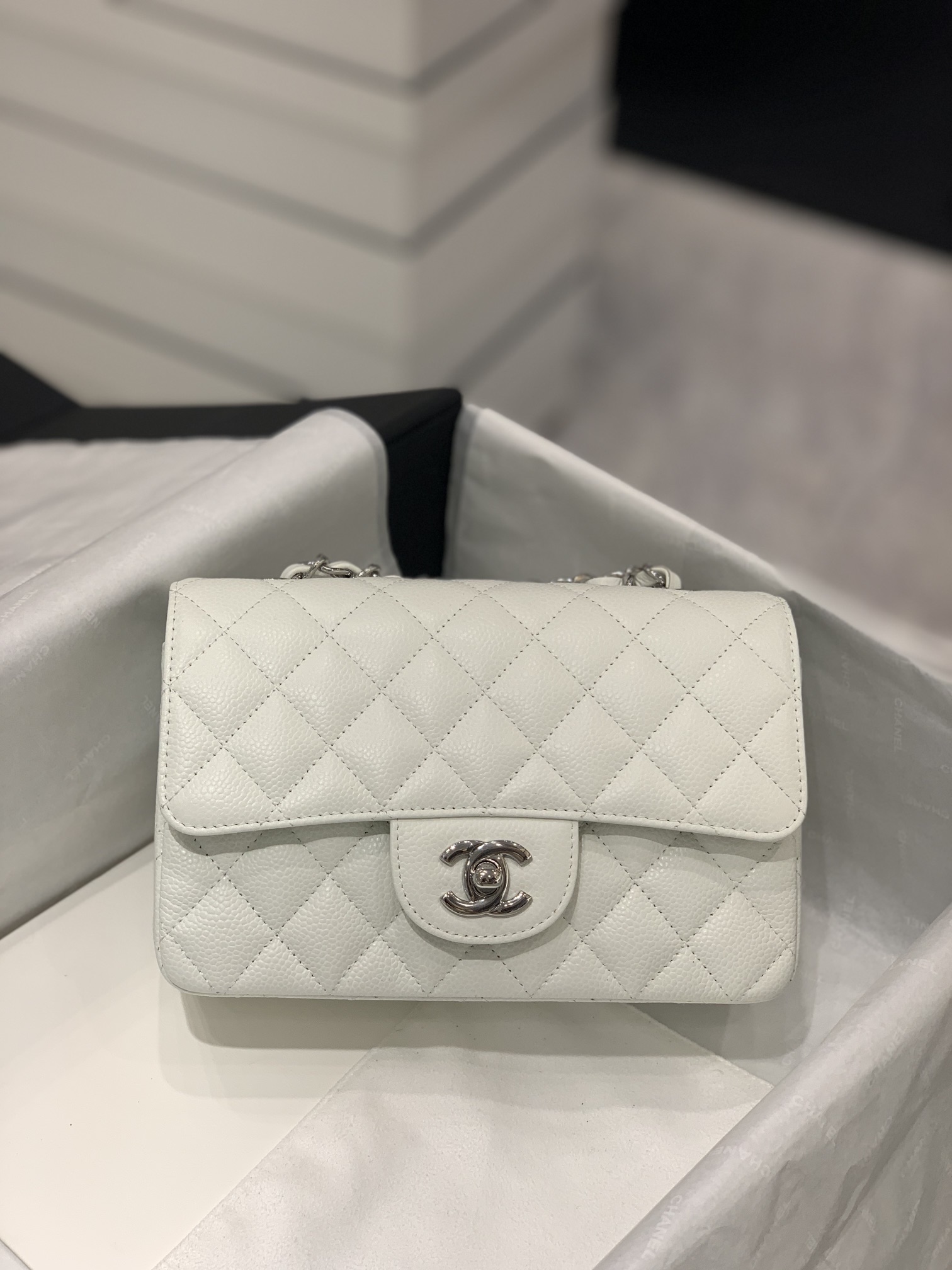 TÚI CHANEL CF 20 CAVIAR WHITE DA HAAS SILVER