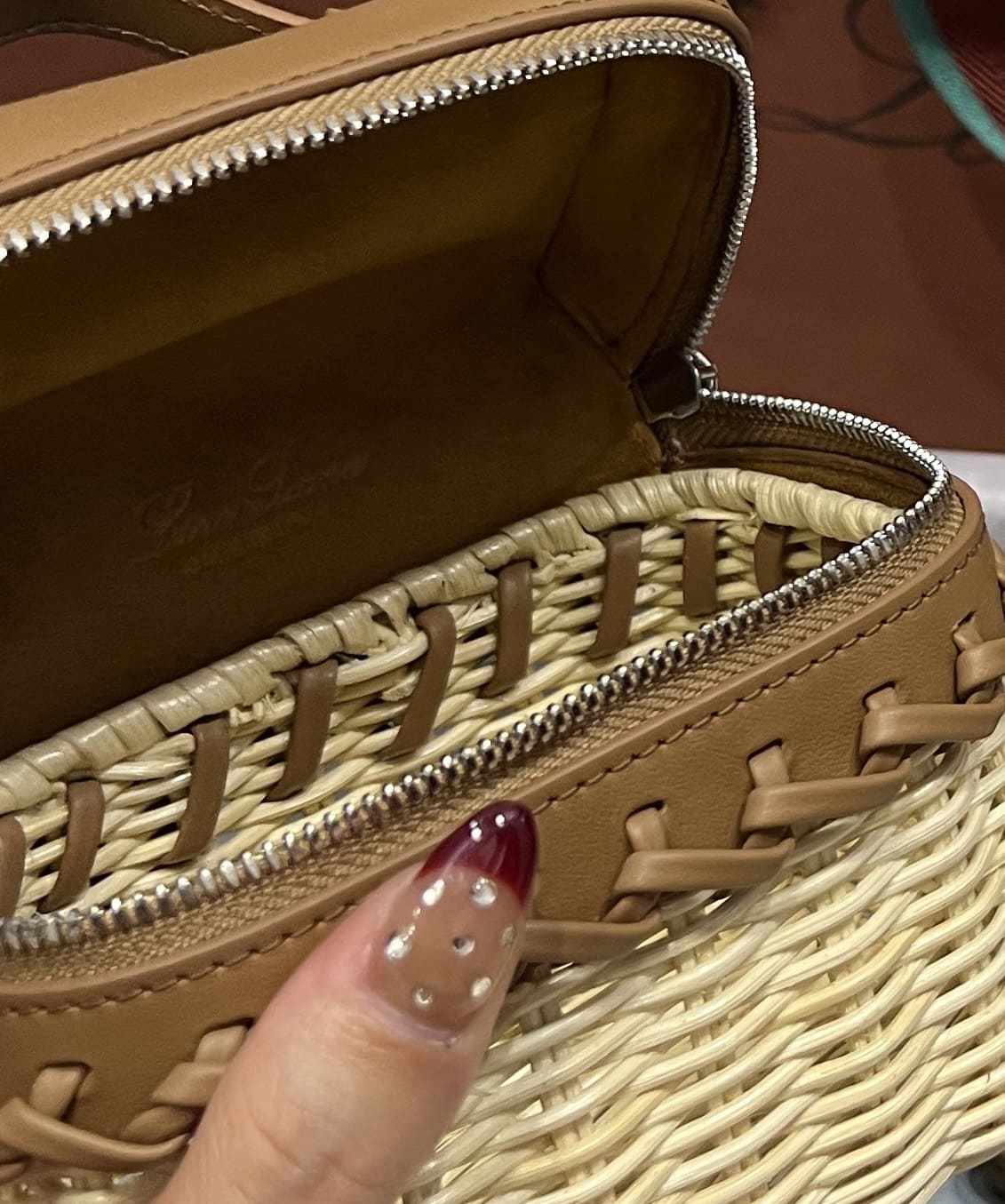 TÚI Loro Piana Women Extra Pocket Cross Body Wicker bằng da bê kết hợp tre đan