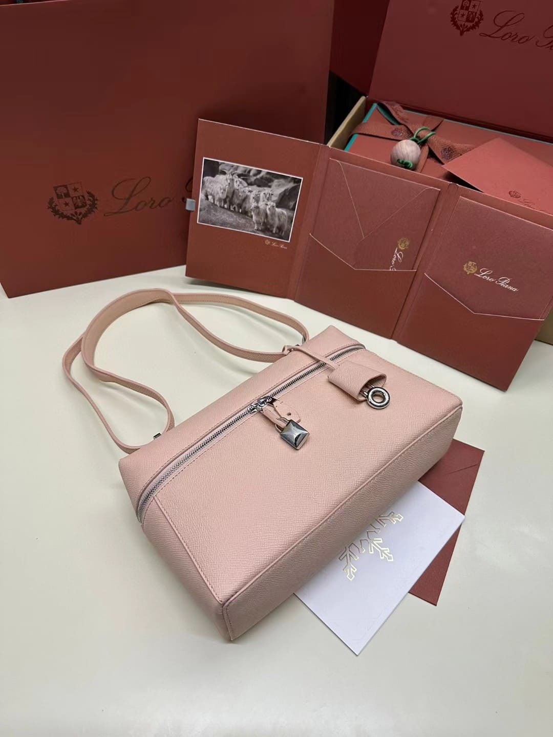 TÚI Loro Piana Women Extra Pocket L27 in Sheepskin Leather Pink