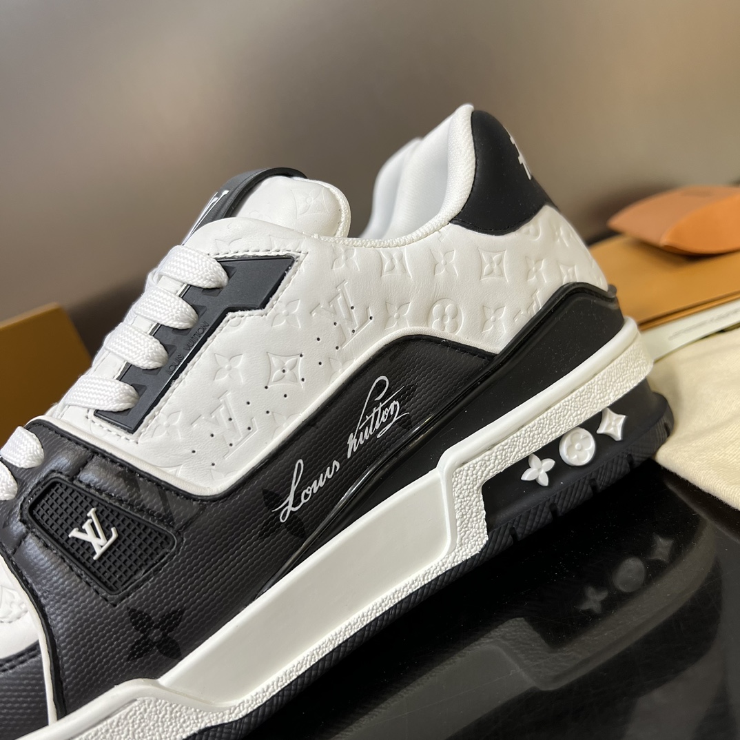 GIÀY LOUIS VUITTON TRAINER MONOGRAM SNEAKERS SHOES AAA