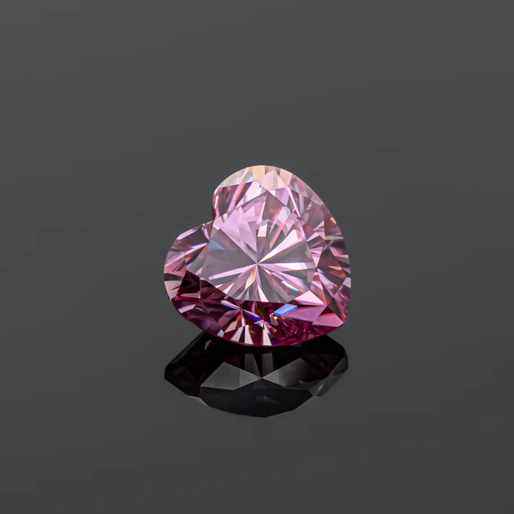 KIM CƯƠNG Heart Cut Coated Pink Loose Moissanite Stone