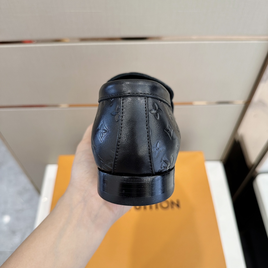 GIÀY LOUIS VUITTON GLOVE LOAFER SHOES AAA