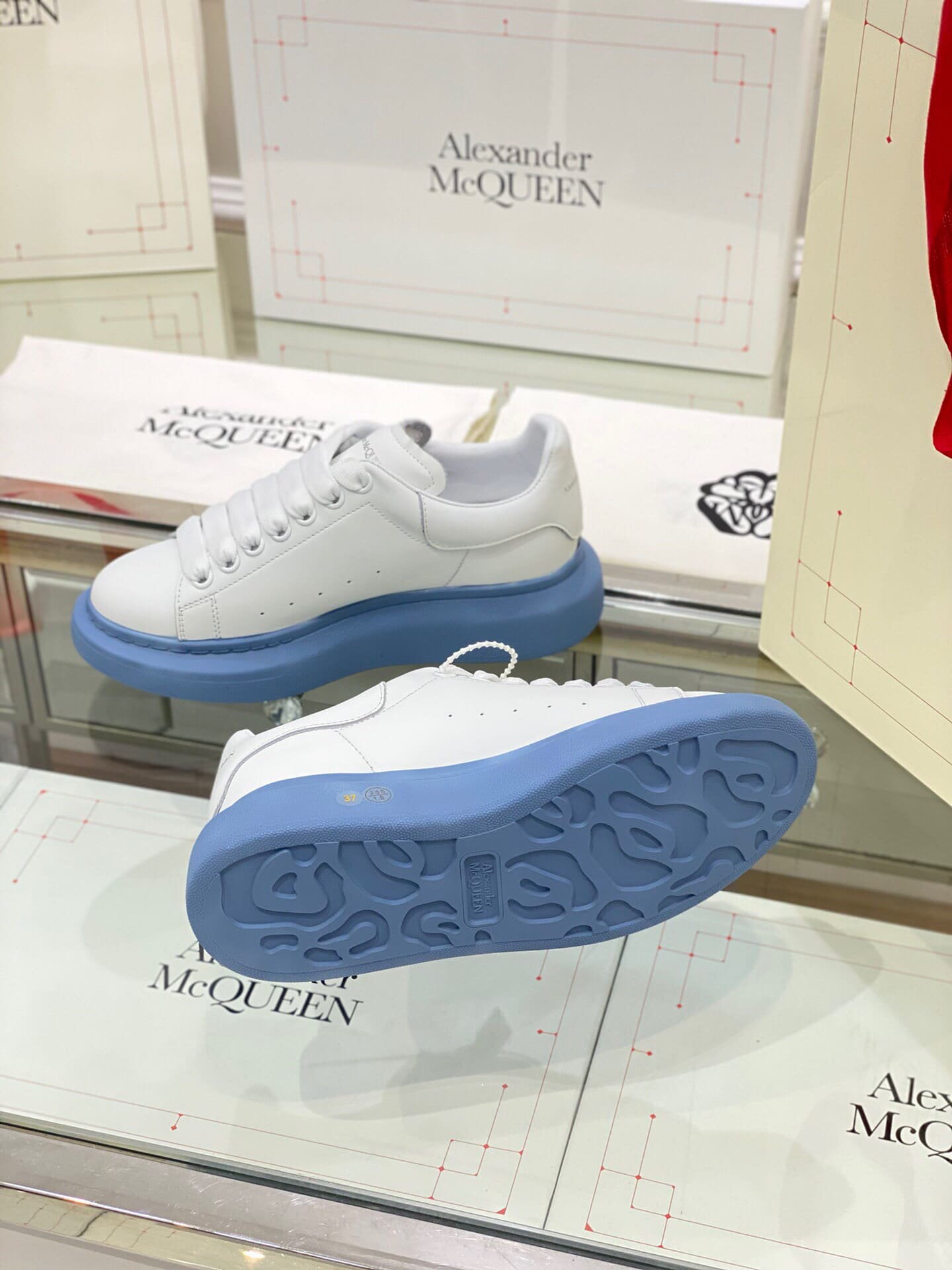 GIÀY ALEXANDER MCQUEEN SNEAKERS SHOES AAA UNISEX NAM VÀ NỮ DA BÊ HẢO HẠNG