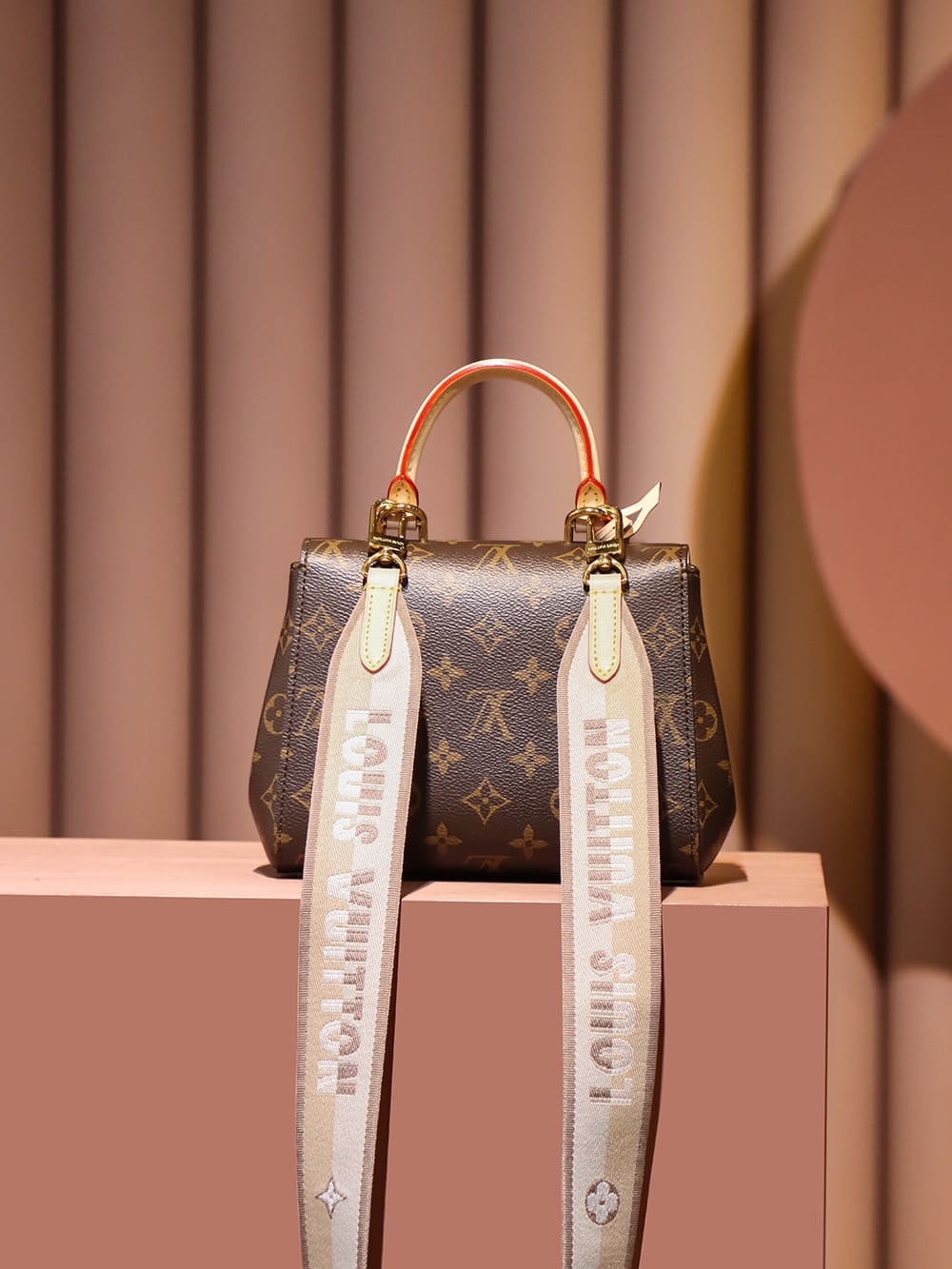 TÚI LOUIS VUITTON CLUNY MINI MONOGRAM BEST QUALITY SẢN PHẨM TỐT NHẤT