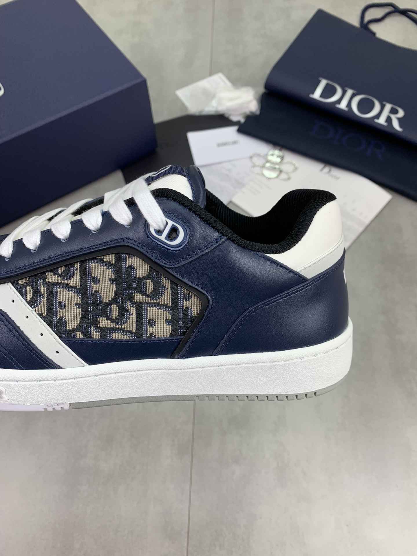 GIÀY CHRISTIAN DIOR LEATHER SNEAKER SHOES AAA