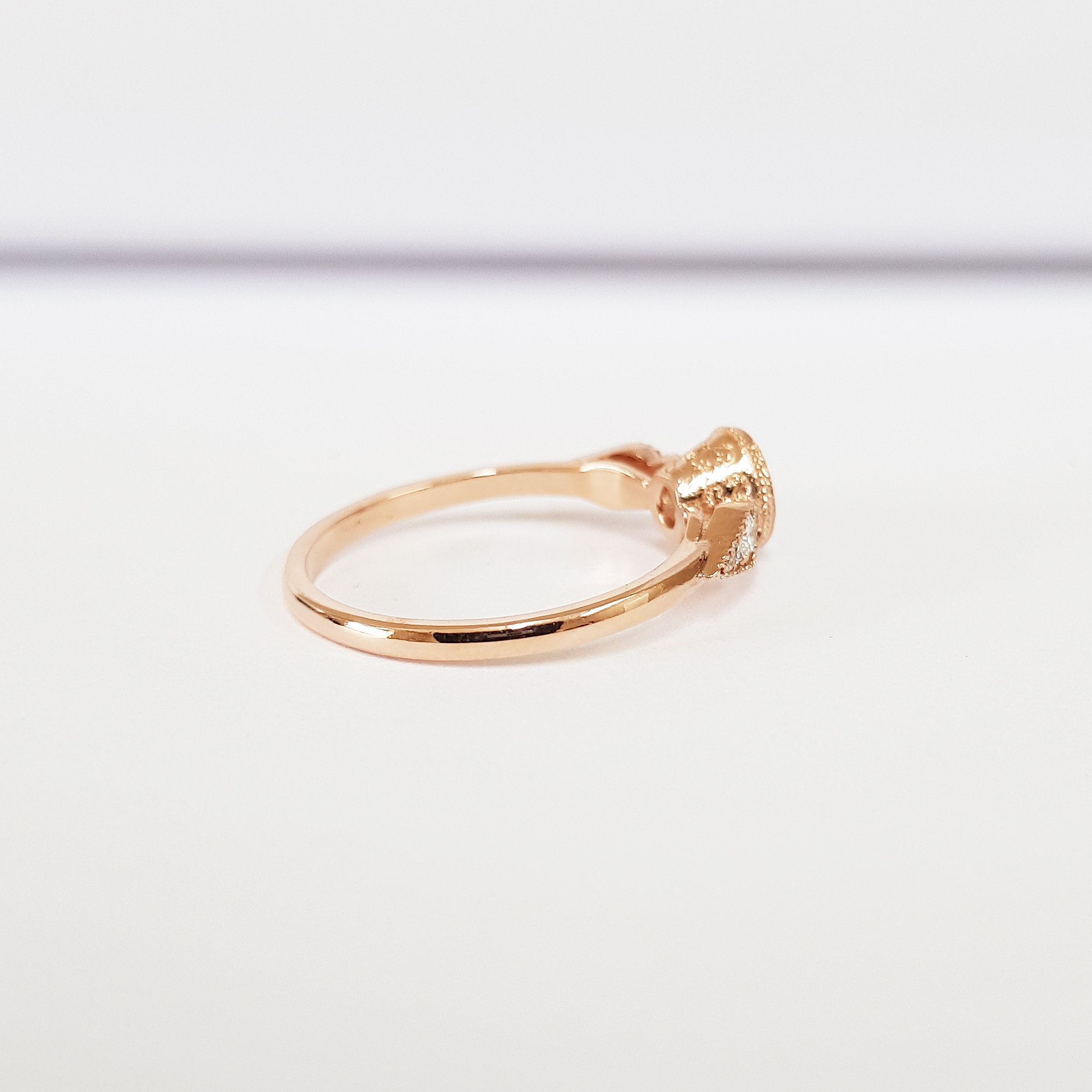 GREEN SAPPHIRE AND DIAMOND ROSE/WHITE/YELLOW GOLD ENGAGEMENT RING