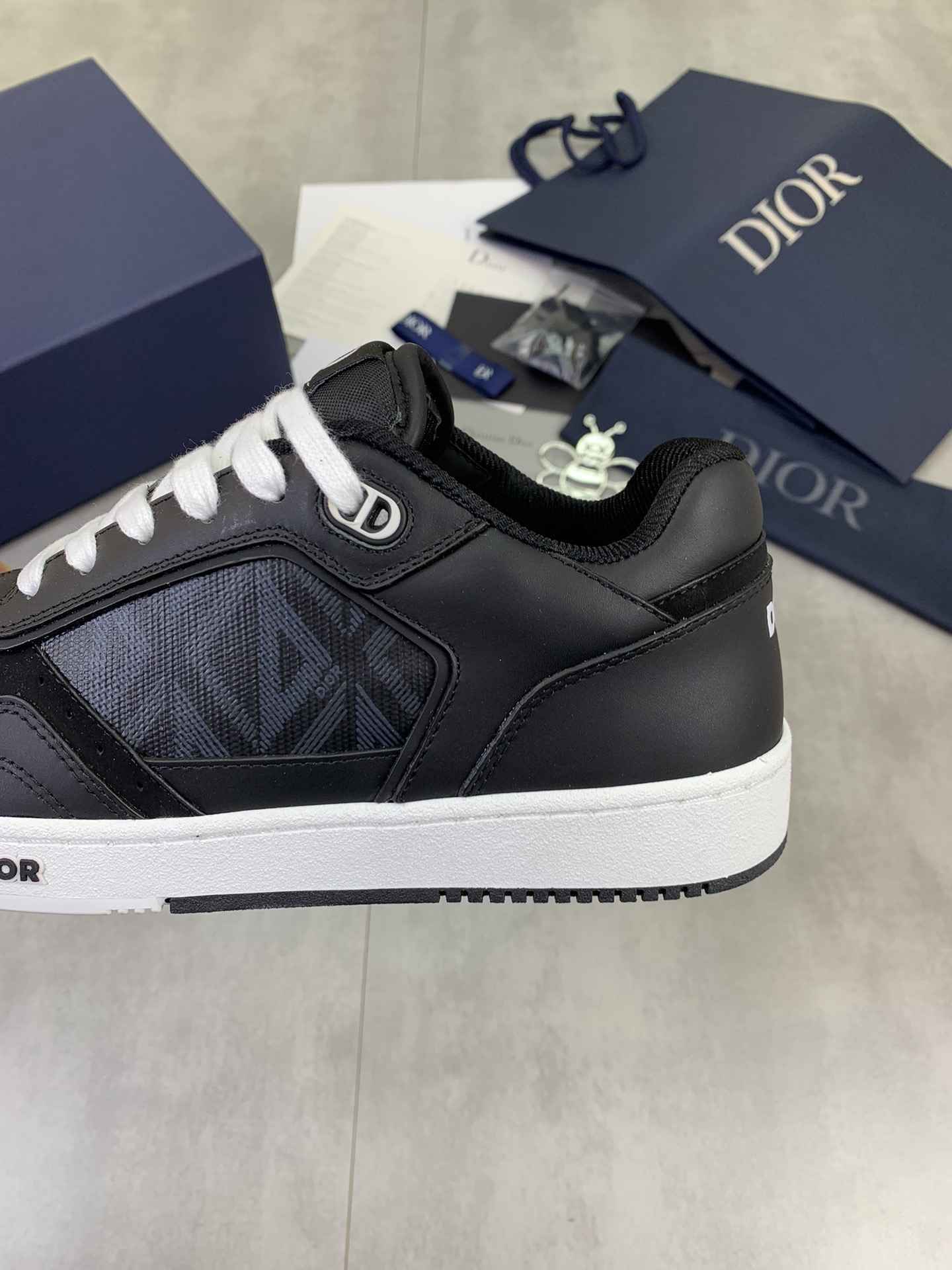 GIÀY CHRISTIAN DIOR LEATHER SNEAKER SHOES AAA