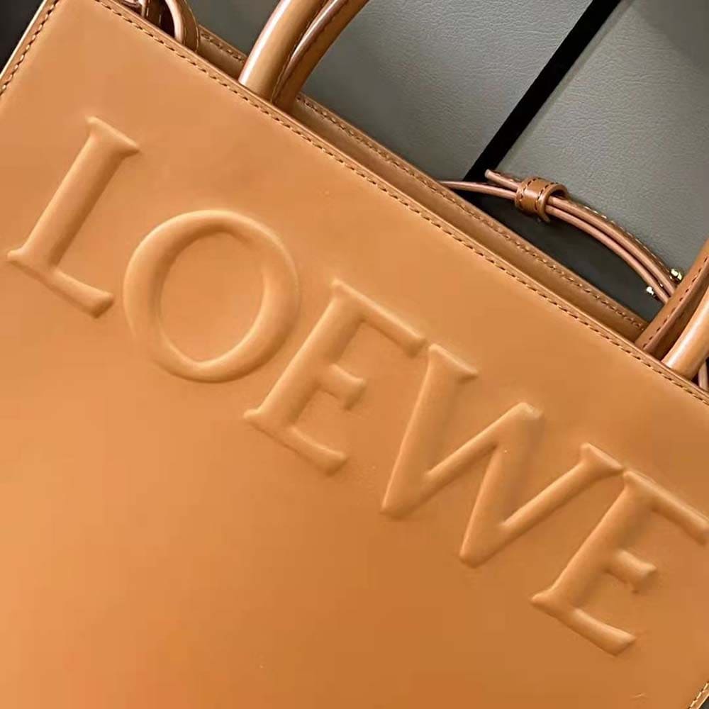 TÚI LOEWE Tote Standard A4 bằng da bê màu nâu đậm