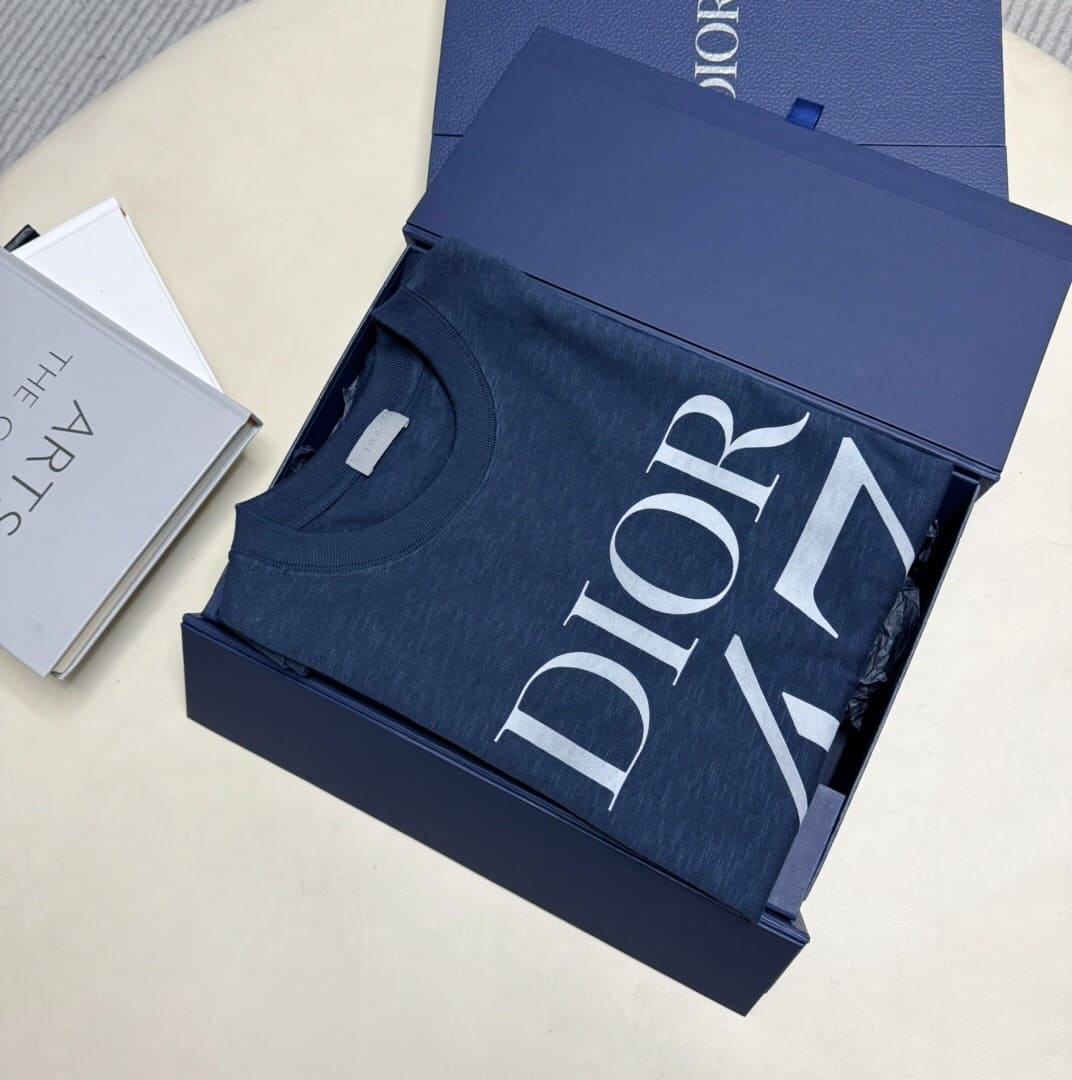 ÁO DIOR 1947 LOGO T SHIRT BLUE