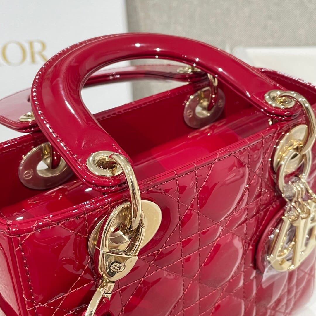 TÚI CHRISTIAN DIOR LADY DIOR Cannage Calfskin Gloss Red