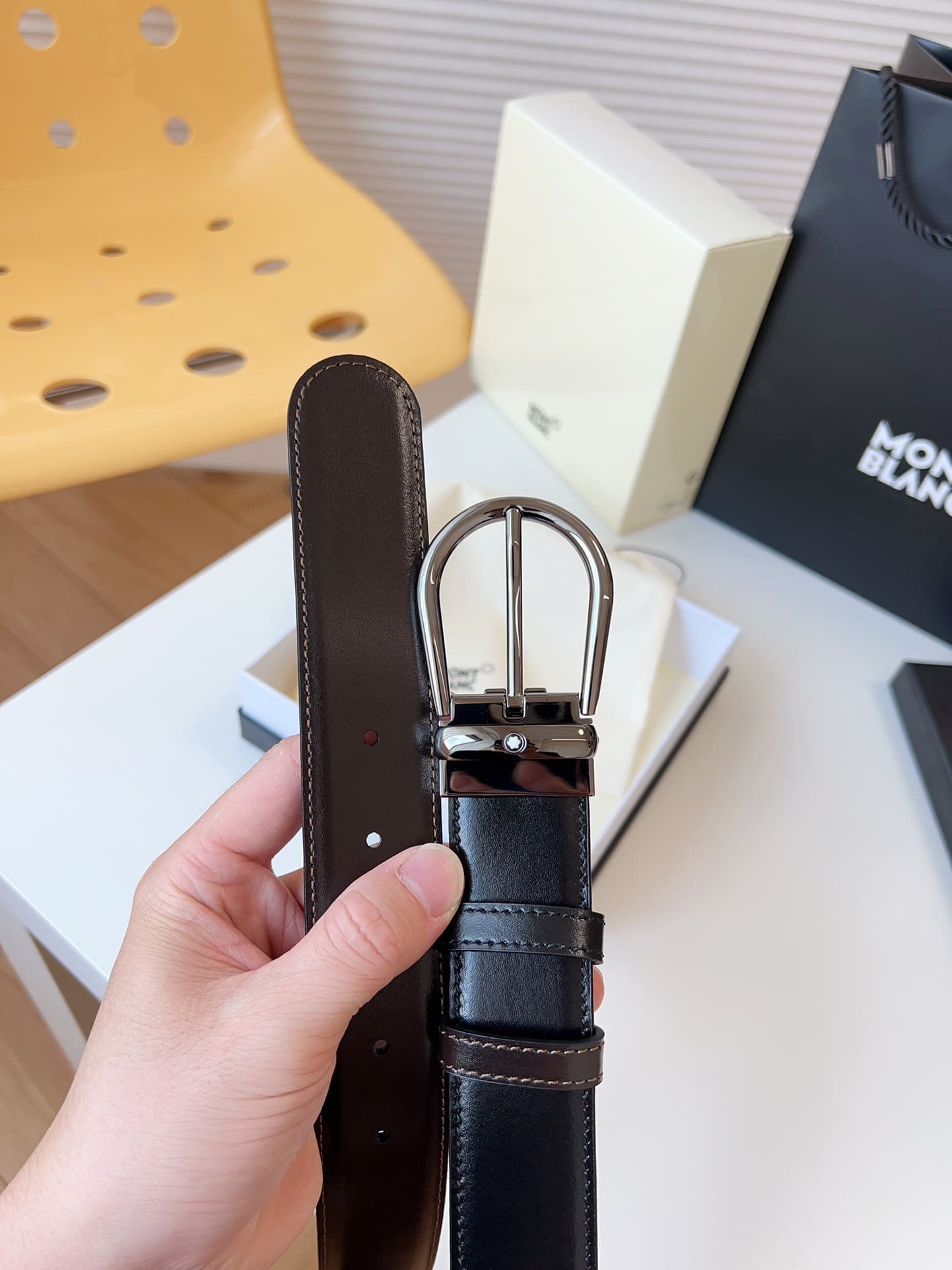 DÂY LƯNG MONTBLANC CALFSKIN LEATHER Belt Khóa bạc