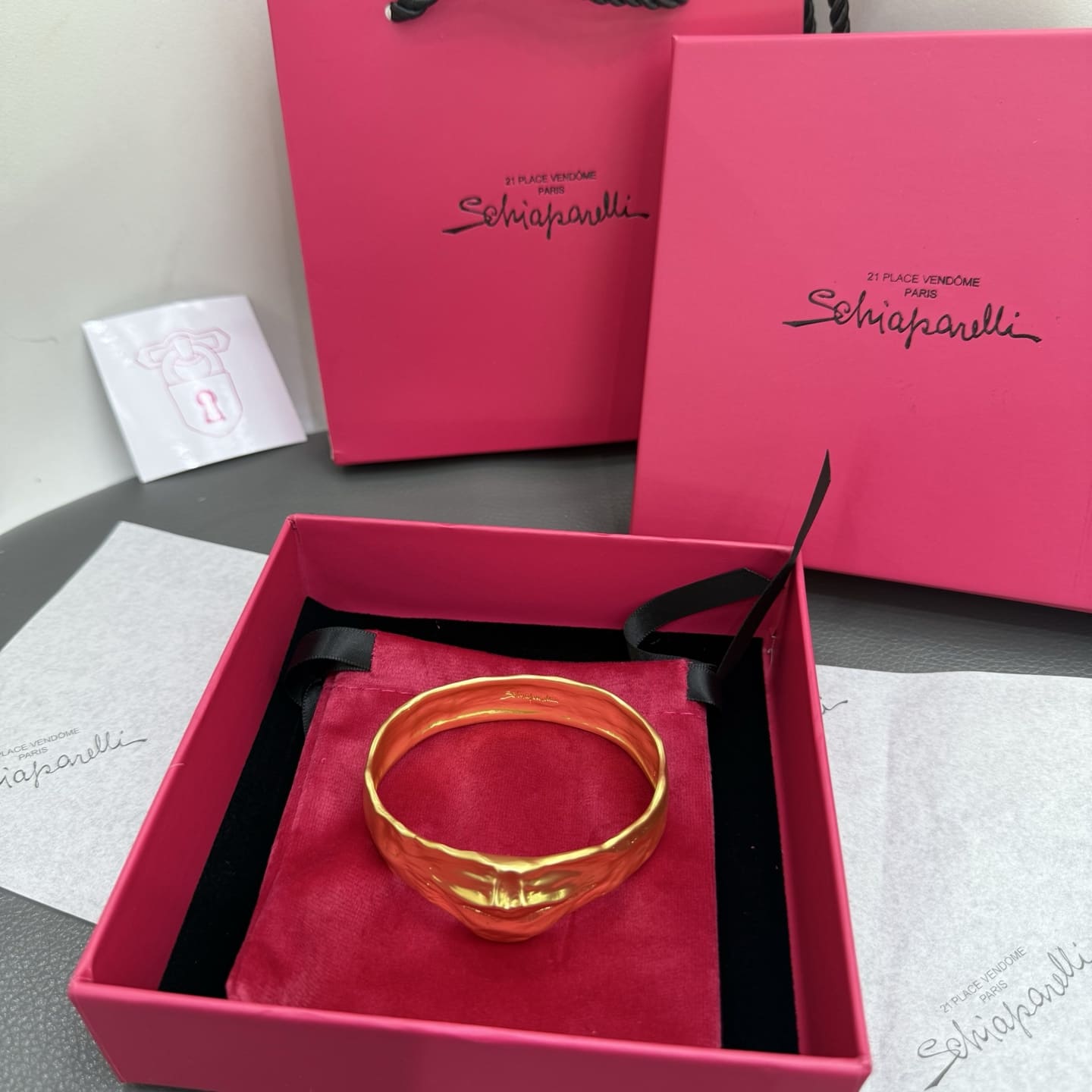 LẮC TAY SCHIAPARELLI PARIS HÌNH CON MẮT