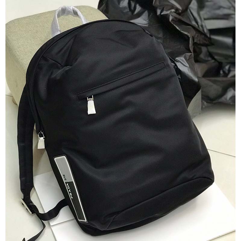 Arriba 74+ imagen prada 018 backpack