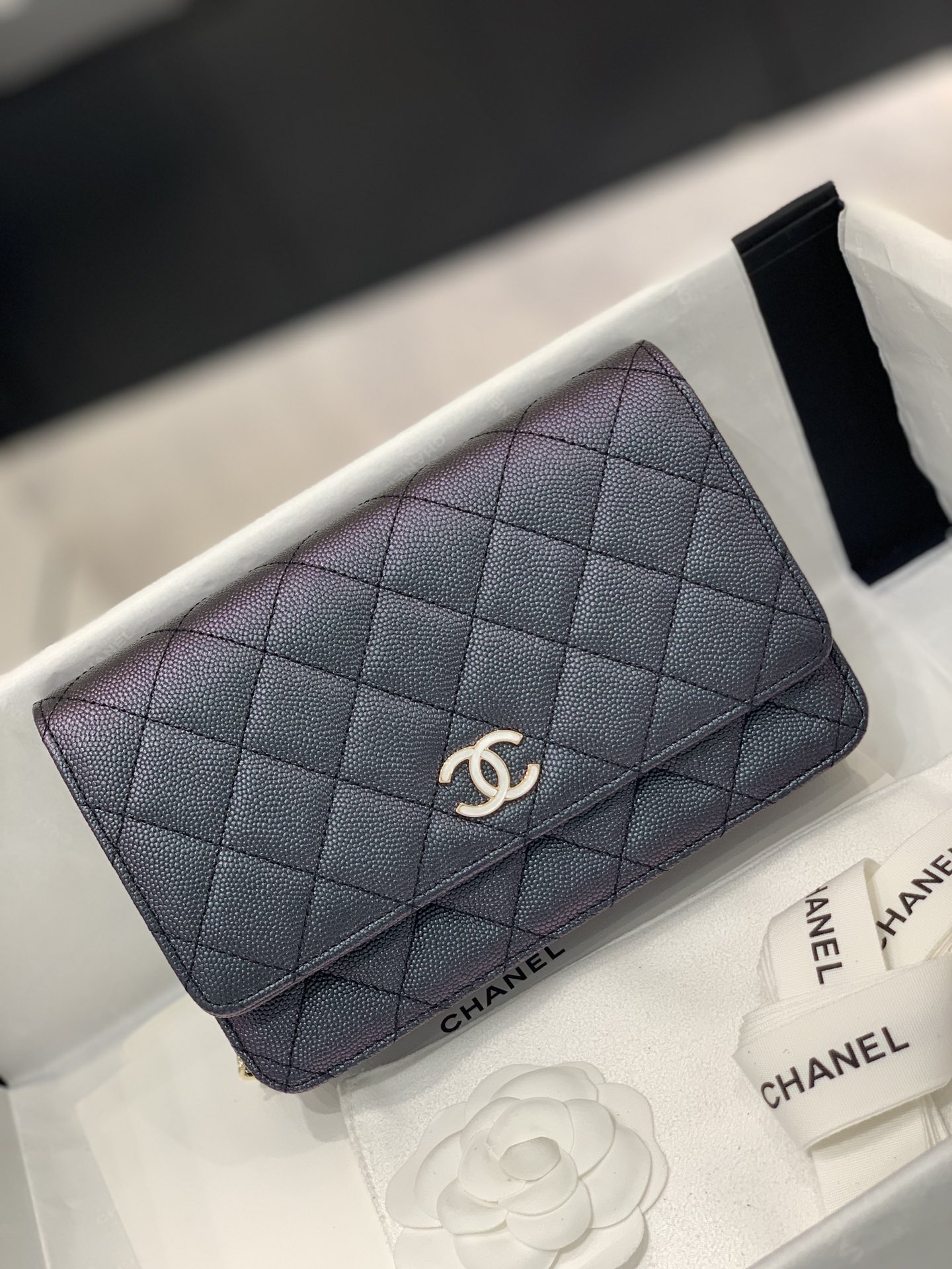 TÚI CHANEL WOC CAVIAR GREY PEARL DA HAAS