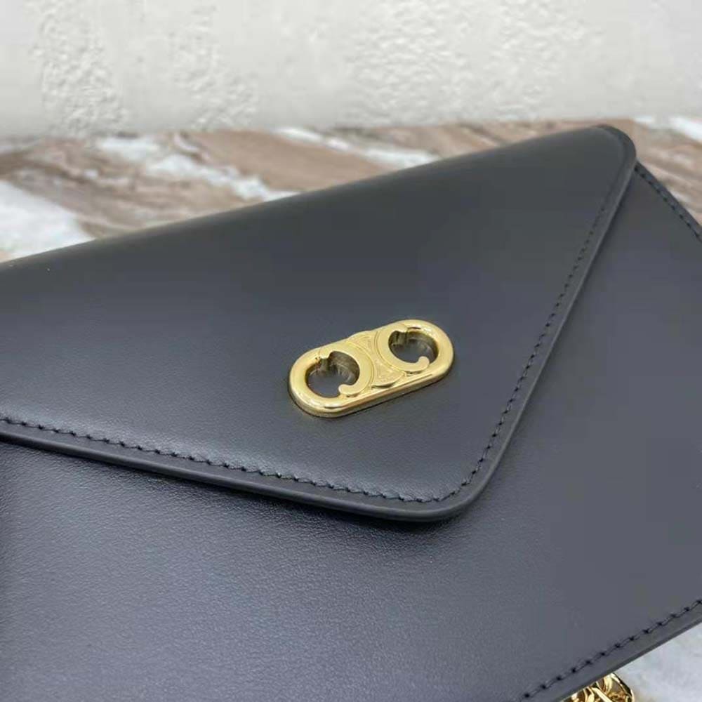 Ví Celine Women Maillon Triomphe Wallet on Chain in Shiny Calfskin-Black