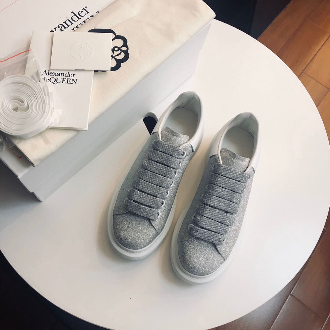 GIÀY ALEXANDER MCQUEEN SNEAKERS SHOES AAA UNISEX NAM VÀ NỮ KIM CƯƠNG DA BÊ HẢO HẠNG
