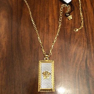 DÂY Versace Unisex Rectangle Medusa Pendant Necklace
