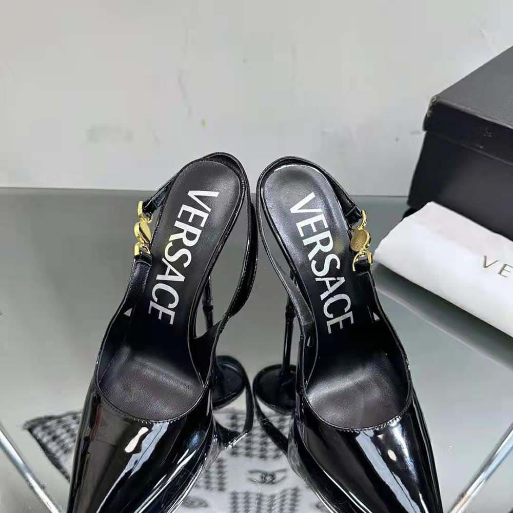 GIÀYVersace Women Medusa ’95 Slingback Pumps-Black