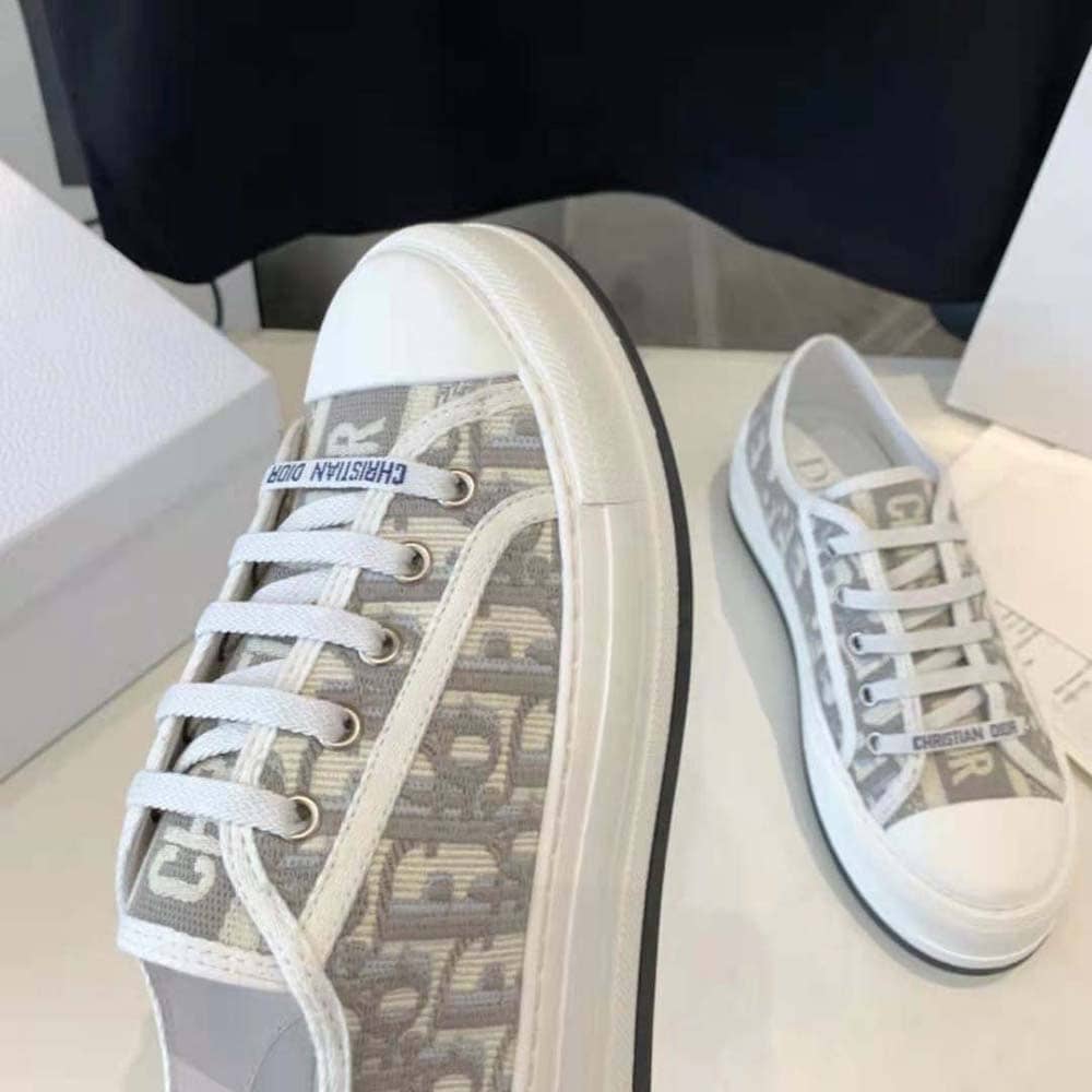 GIÀY Dior Women Walk’n’dior Platform Sneaker Stone Gray Dior Oblique Embroidered Cotton