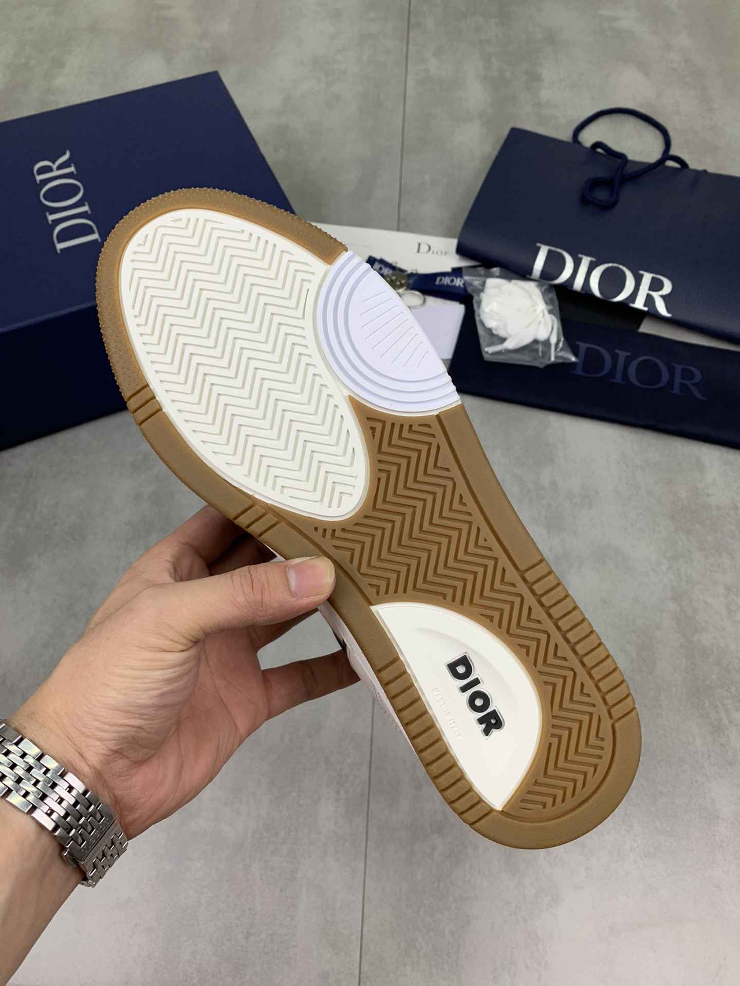 GIÀY CHRISTIAN DIOR LEATHER SNEAKER SHOES AAA