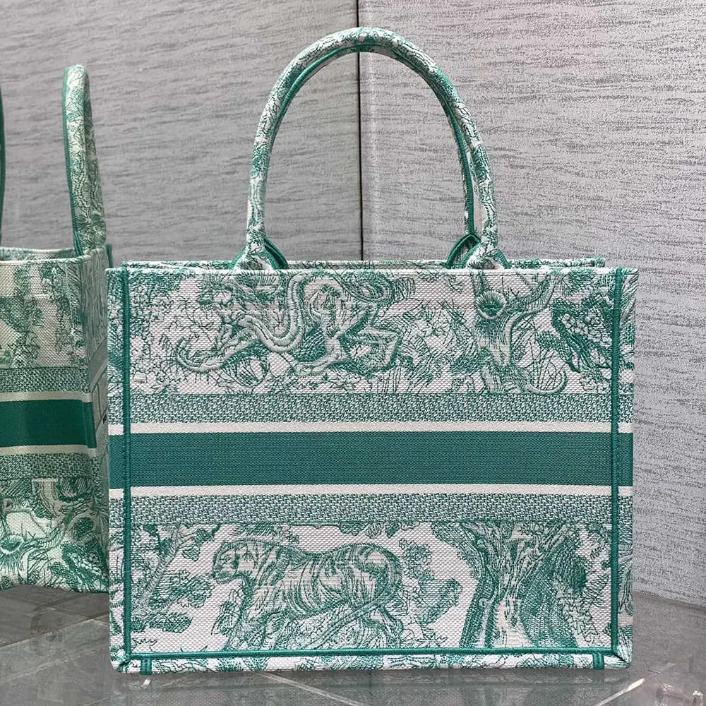TÚI Dior Women Medium Dioriviera Dior Book Tote Aquamarina Toile de Jouy Embroidery