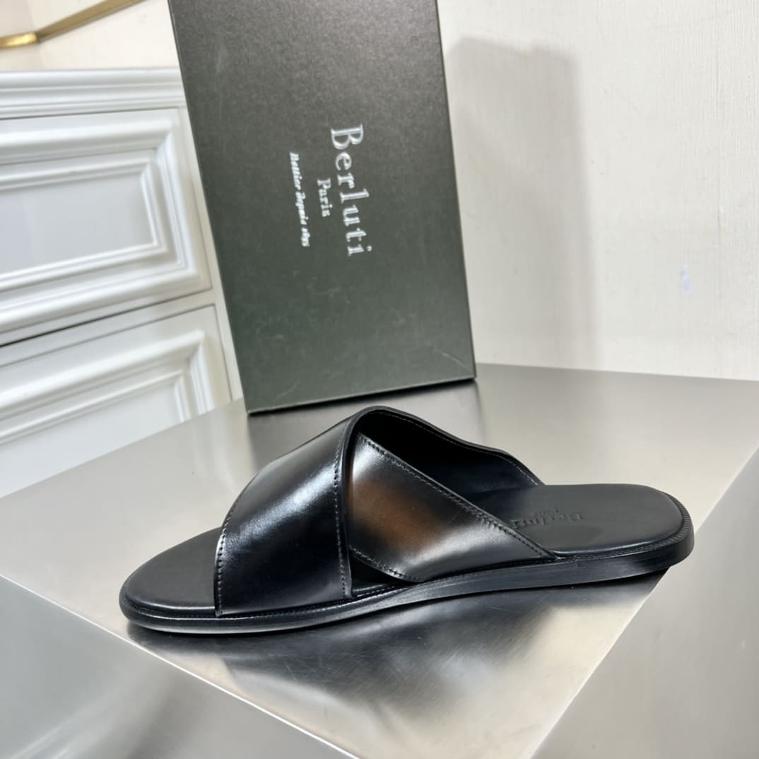 DÉP BERLUTI PATINA LEATHER SLIPPER