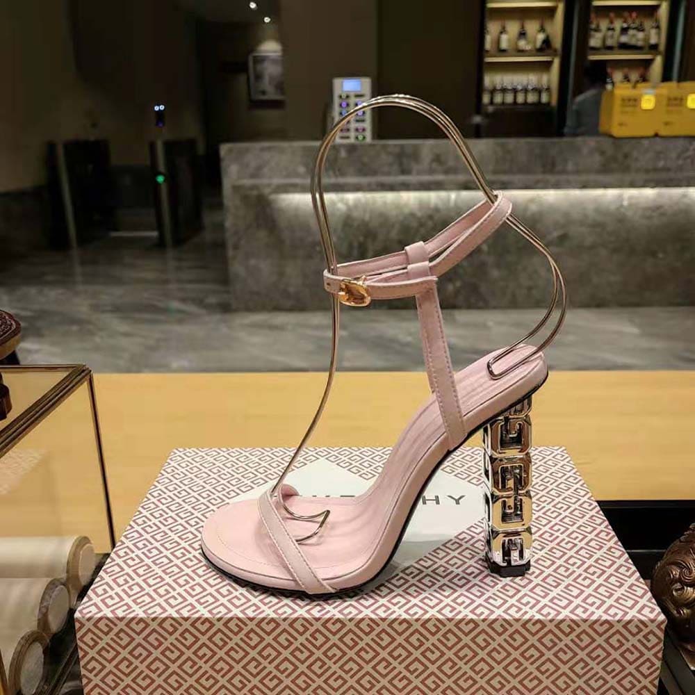 GUỐC Givenchy Women G Cube Sandals in Leather-Silver