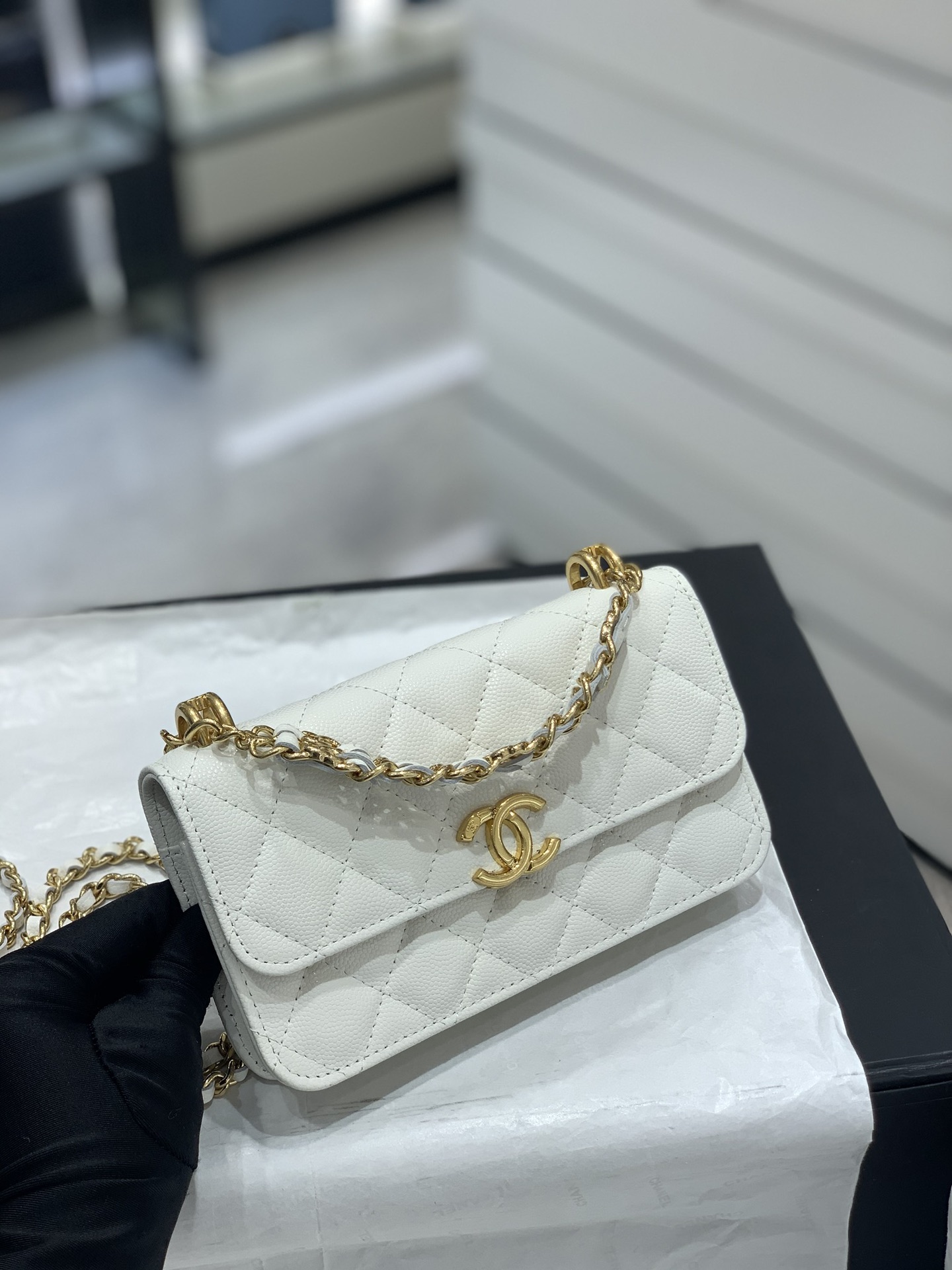 TÚI CHANEL Mini WOC Caviar White trắng da HAAS