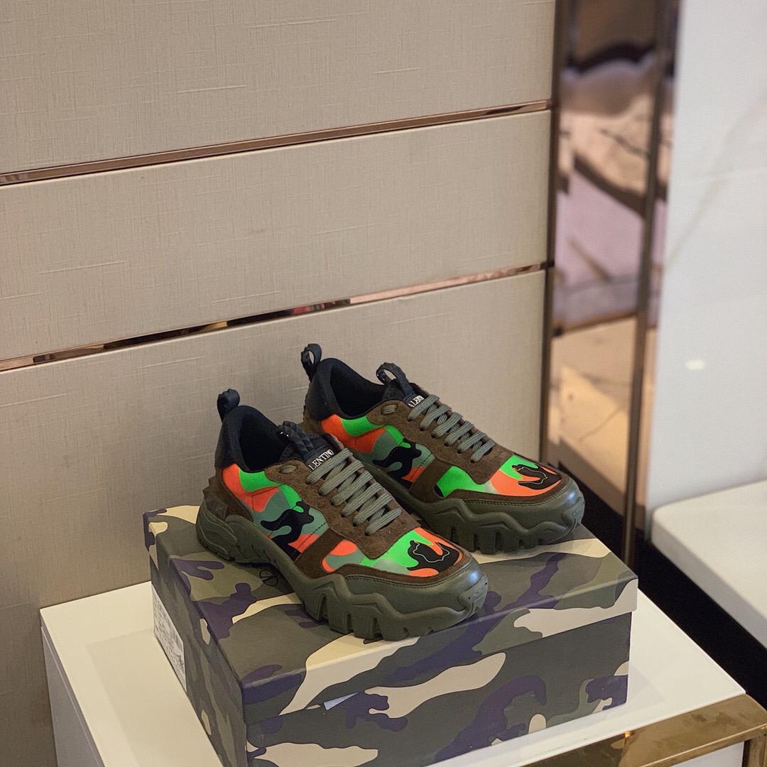 GIÀY VALENTINO CAMOULFLAGE LEATHER SNEAKER SHOES AAA
