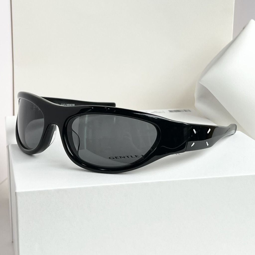 Kính MAISON MARGIELA X GENTLE MONSTER BLACK VYNYL HIGH CLASSY AAA