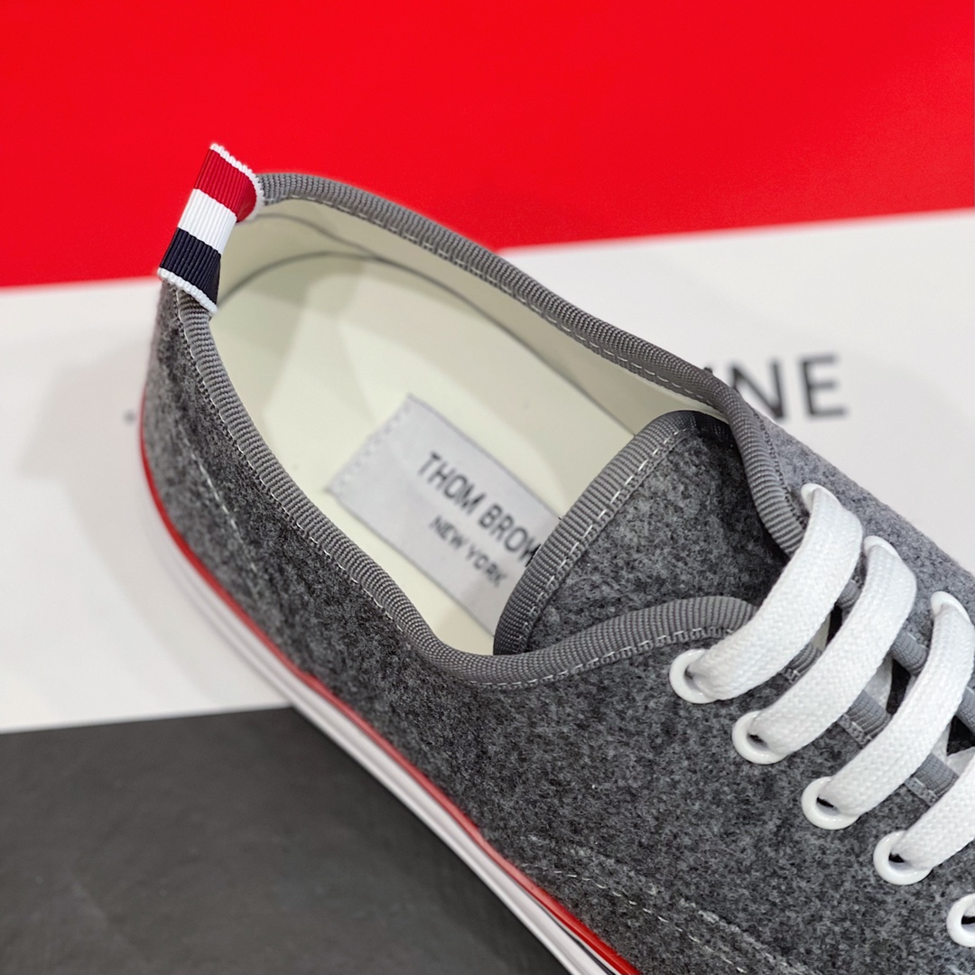 GIÀY THOM BROWNE SNEAKERS SHOES AAA