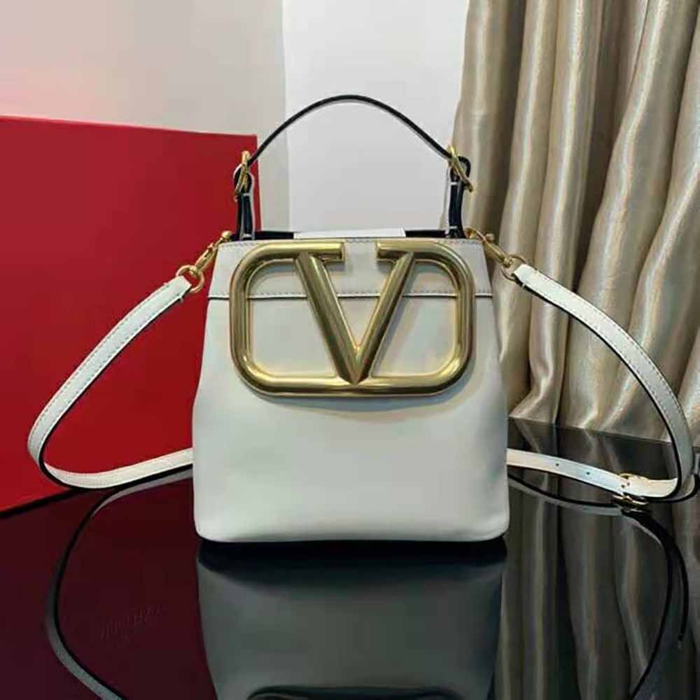 TÚI Valentino Women Garavani Supervee Handbag in Calfskin Leather-White