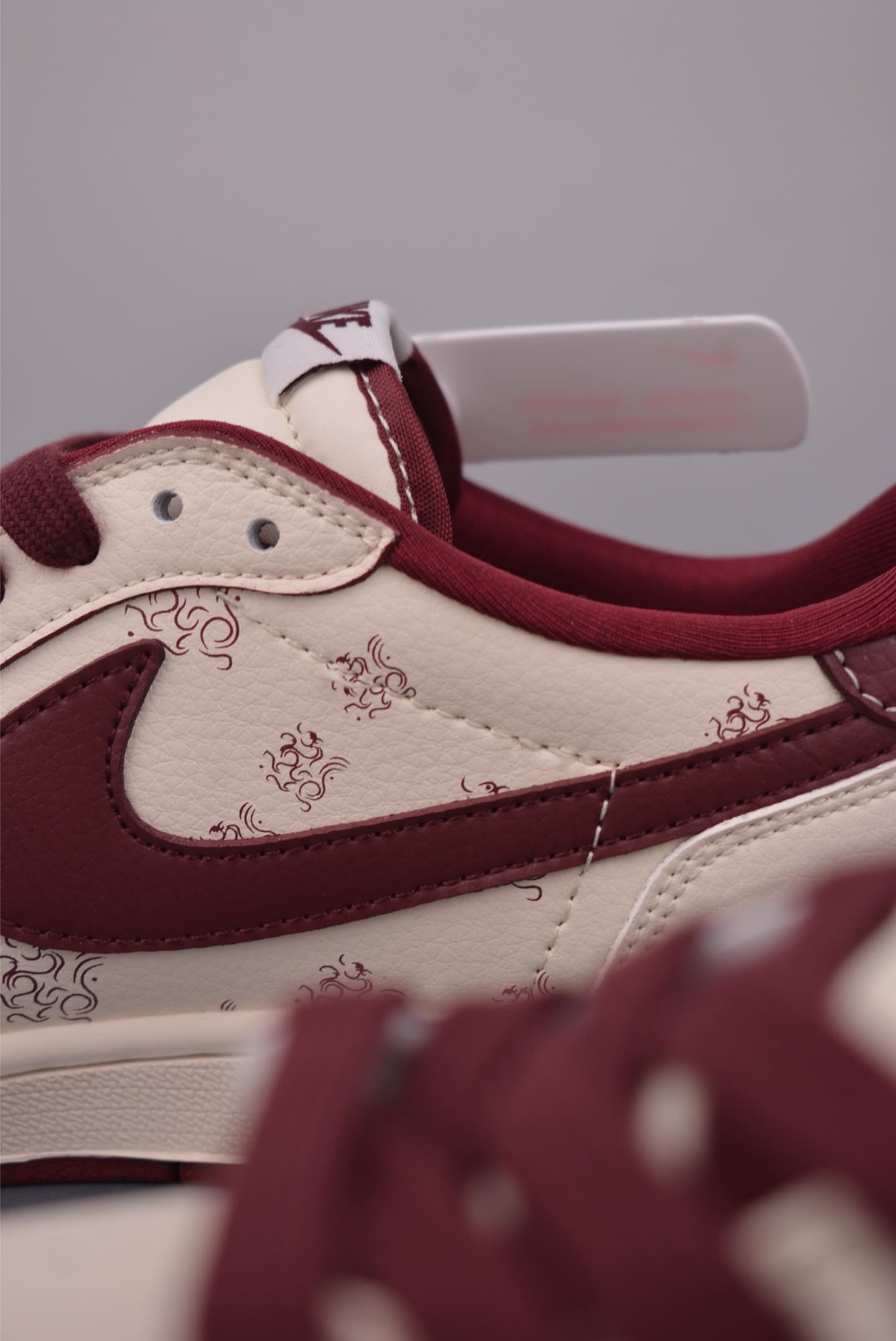 GIÀY TRAVIS SCOTT X AIR JORDAN 1 LOW NĂM NGỰA TRẮNG ĐỎ BURGUNDY TOP QUALITY SHOES AAA