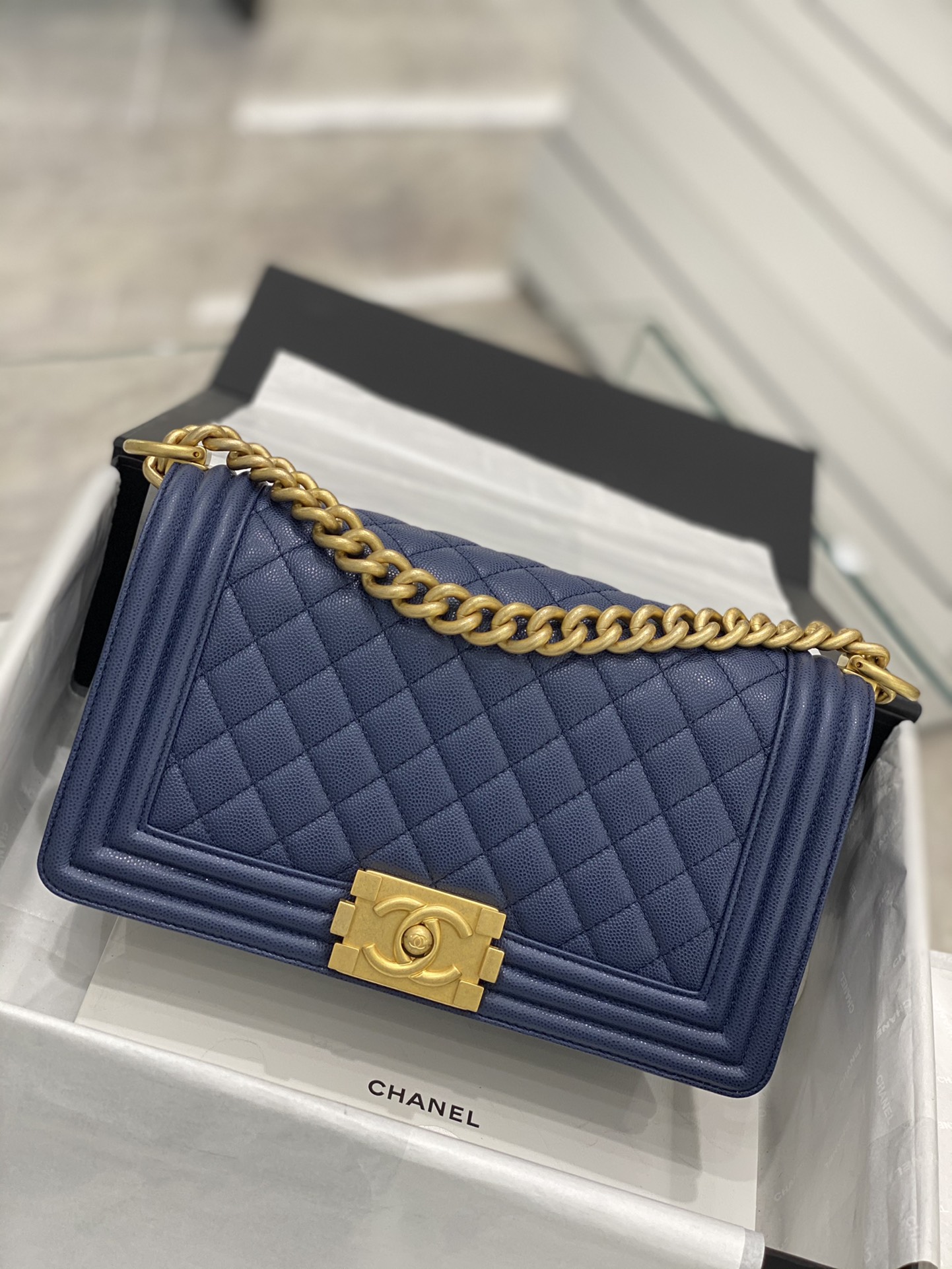 TÚI CHANEL LEBOY CAVIAR BLUE DA HAAS 25