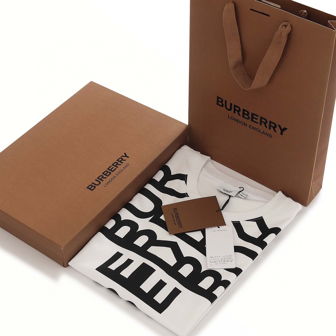 Áo Burberry Logo T -Shirt Ss2022