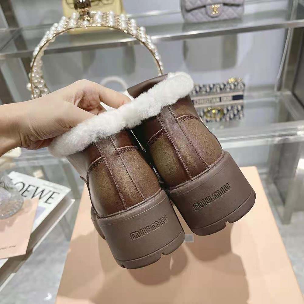 GIÀY Miu Miu Women Fumé Leather Booties-Brown