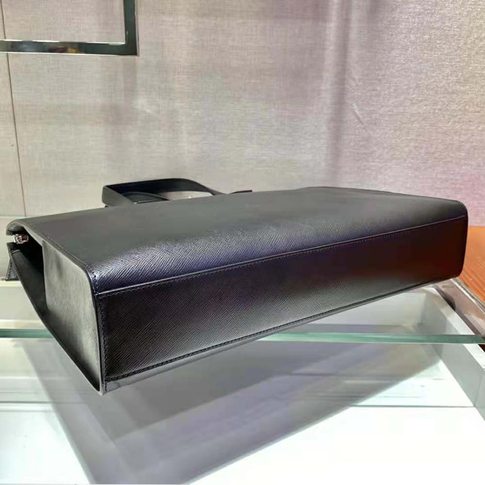 TÚI PRADA Saffiano Leather Tote with a Crosshatch Pattern and Wax Finish-Black