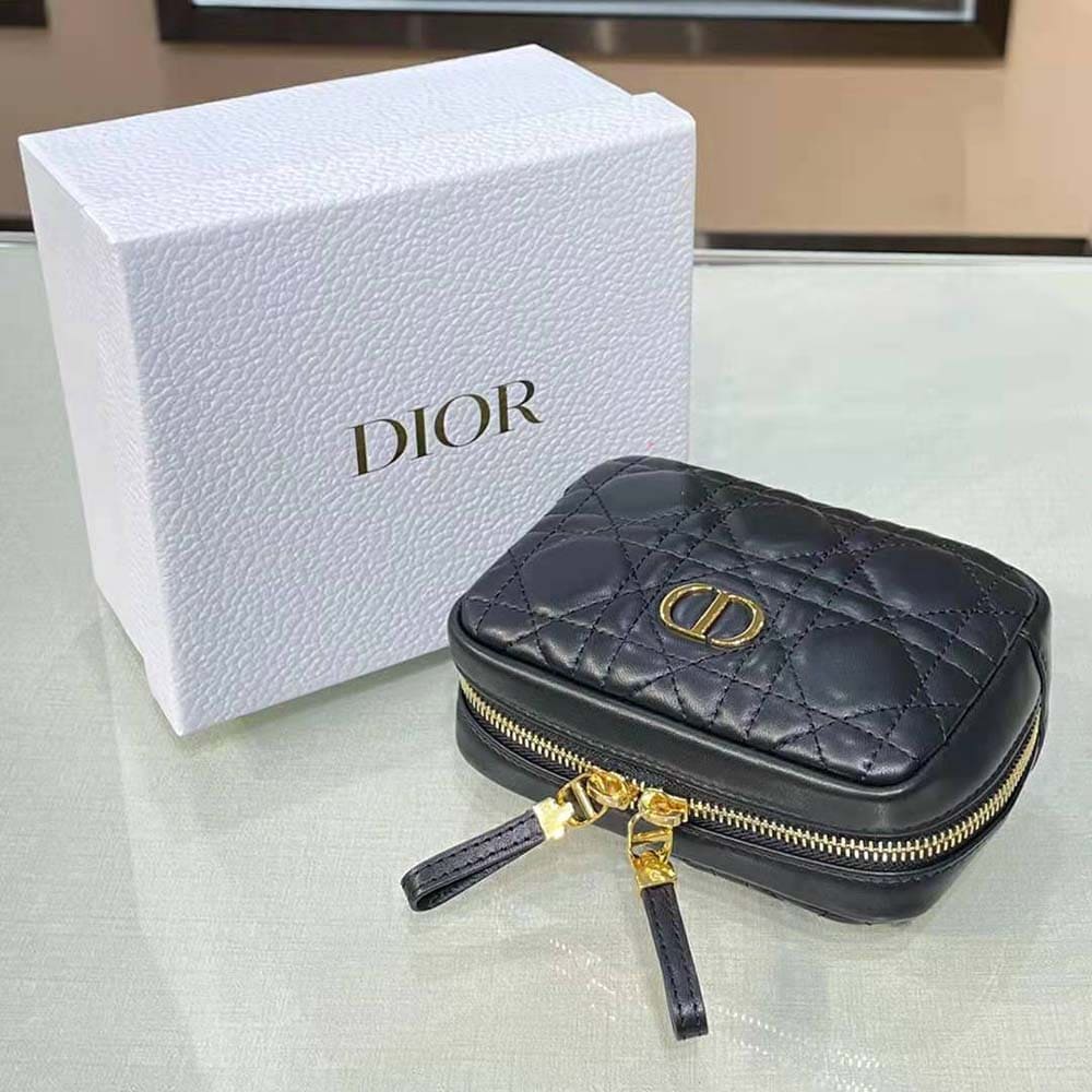 TÚI Dior Women Small Dior Caro Zipped Pouch Black Cannage Lambskin