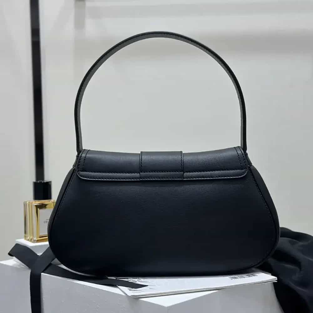 TÚI CELINE Medium Polly Bag in Supple Calfskin-Black
