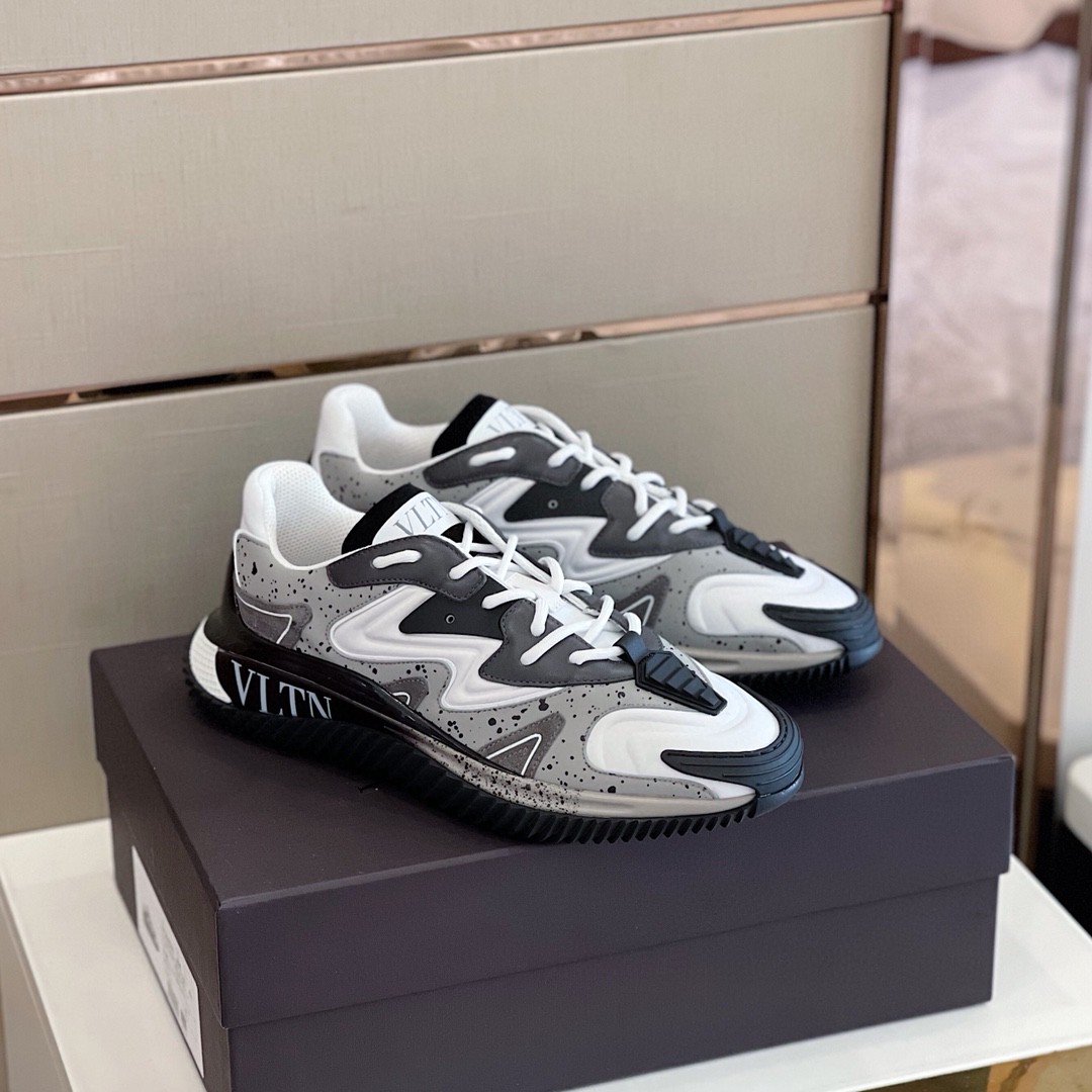 GIÀY VALENTINO VLTN LEATHER SNEAKER SHOES AAA