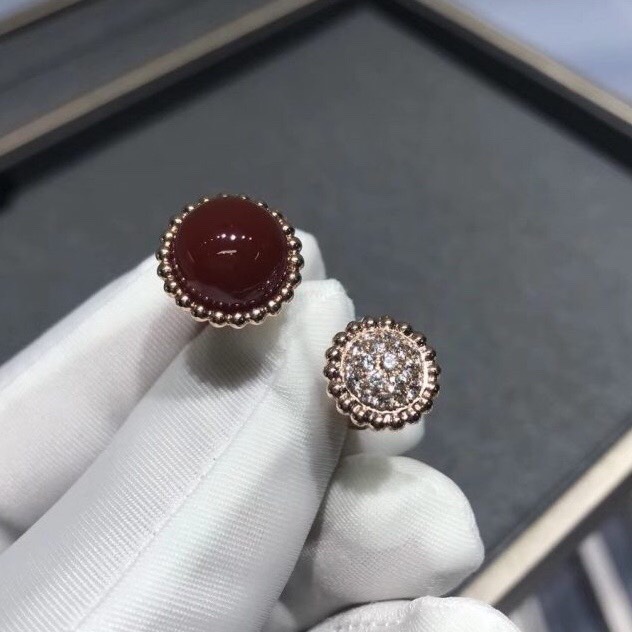NHẪN VAN CLEEF & ARPELS ALHAMBRA CARNELIAN GOLD 18K ROSE GOLD