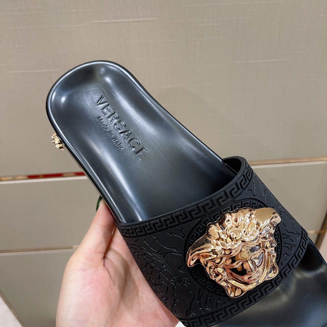 DÉP VERSACE MEDUSA HEAD SLIPPER